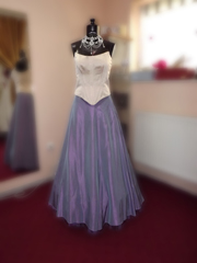 Eladó koszorúslány ruha Mystic Moment Esküvői Ruhaszalon Gyömrő